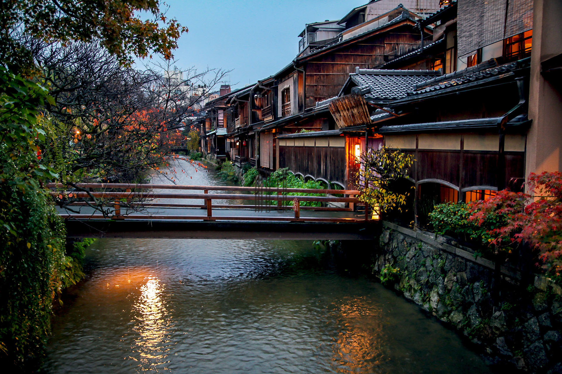 东京塔，日本东京都港区 (Yukinori Hasumi/Getty Images) - 路饭网